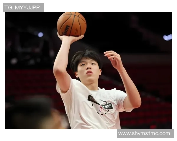 三节枯坐替补席!可怕的不是杨瀚森场均2分1板,而是底子打不上球 三节枯坐替补席!可怕的不是杨瀚森场均2分1板,而是底子打不上球